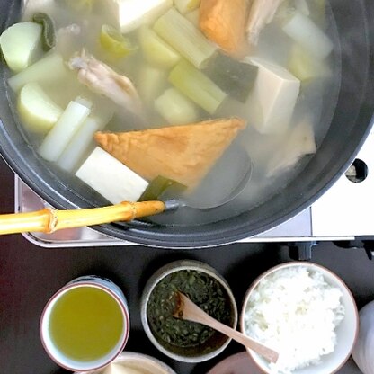 豆腐や厚揚げも入れちゃいました☆始めて作ってみましたが、とても美味しくて温まりましたU^ェ^Uレシピありがとうございます！